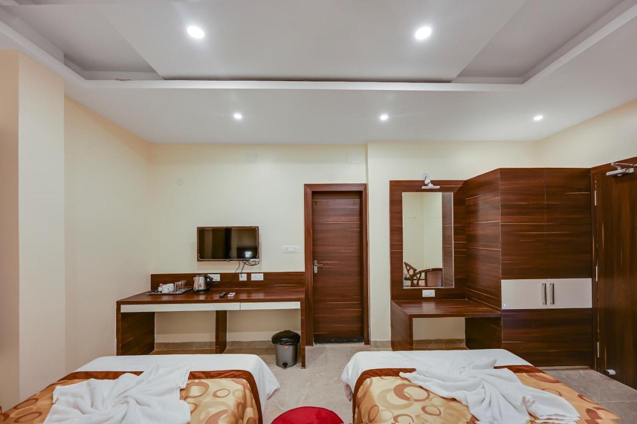Hotel Sj Pride Bhubaneswar Exterior photo
